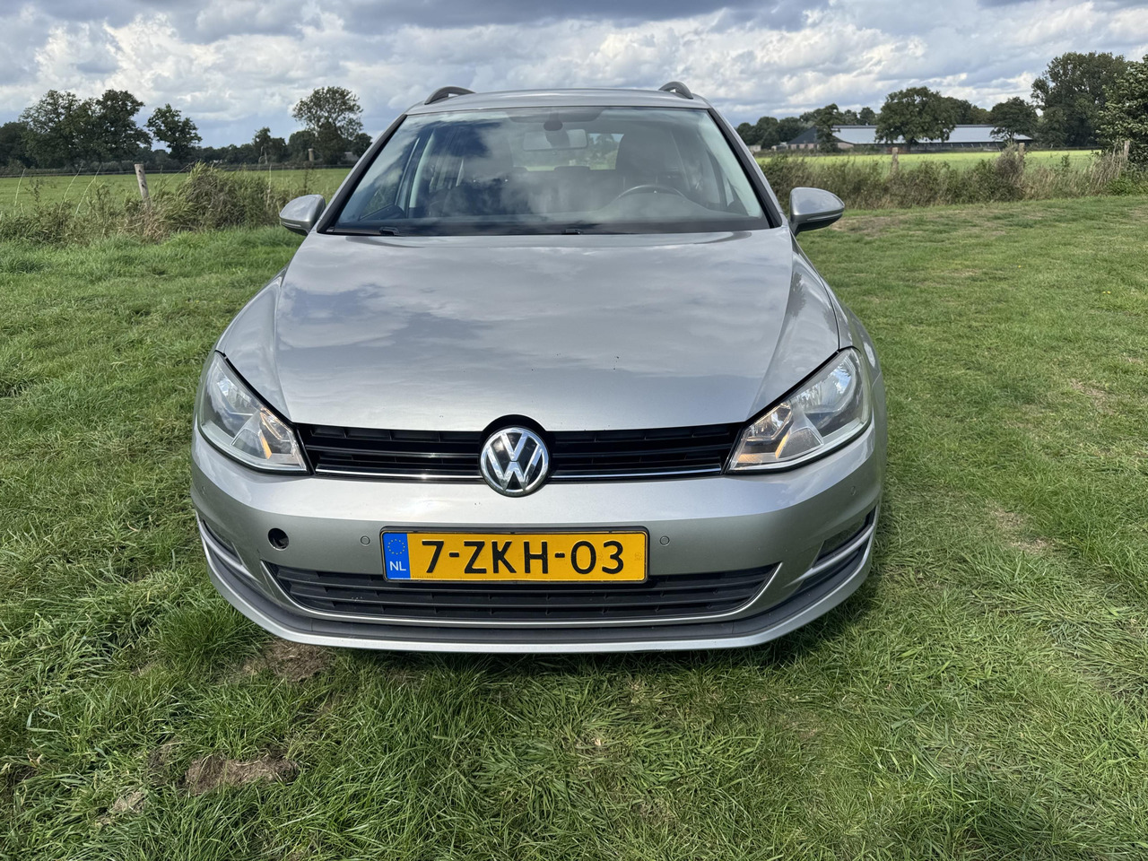 Volkswagen | Golf Variant | 1.2 TSI Comfortline Automaat | 2015 | 251.311 km | 7ZKH03 | Logisch - Car: picture 2 Volkswagen | Golf Variant | 1.2 TSI Comfortline Automaat | 2015 | 251.311 km | 7ZKH03 | Logisch - Car: picture 2