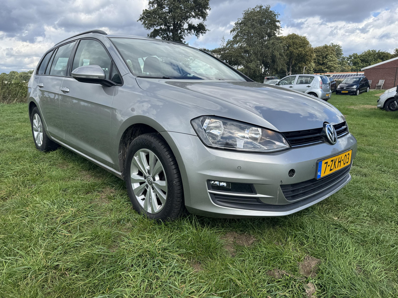 Volkswagen | Golf Variant | 1.2 TSI Comfortline Automaat | 2015 | 251.311 km | 7ZKH03 | Logisch - Car: picture 3 Volkswagen | Golf Variant | 1.2 TSI Comfortline Automaat | 2015 | 251.311 km | 7ZKH03 | Logisch - Car: picture 3