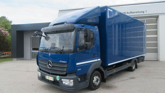 Mercedes-Benz 818L Koffer LBW, Seitentüre (GG 8,6 to.) - Box van: picture 1 Mercedes-Benz 818L Koffer LBW, Seitentüre (GG 8,6 to.) - Box van: picture 1