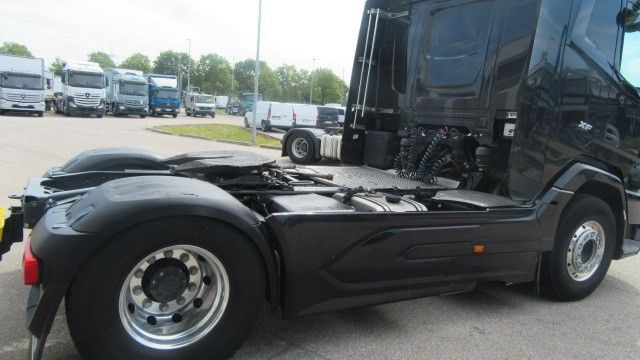 DAF XF 530 Kipphydraulik, Intarder,.. - Tractor unit: picture 4 DAF XF 530 Kipphydraulik, Intarder,.. - Tractor unit: picture 4