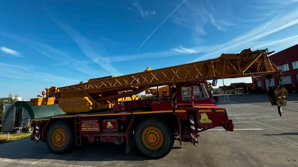 Liebherr Liebherr LTM 1025 - All terrain crane: picture 1 Liebherr Liebherr LTM 1025 - All terrain crane: picture 1