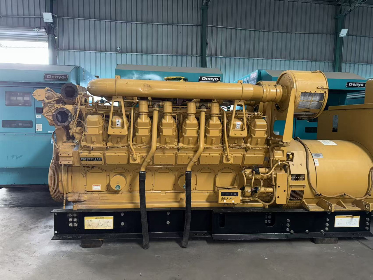 CATPILLAR 2200F 3516 - Tool/ Equipment: picture 1 CATPILLAR 2200F 3516 - Tool/ Equipment: picture 1