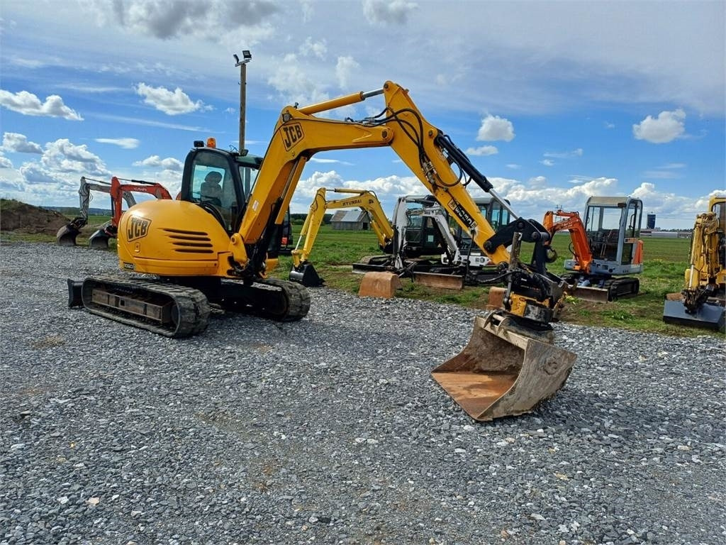 JCB 8080 pyörittäjällä - Mini excavator: picture 5 JCB 8080 pyörittäjällä - Mini excavator: picture 5