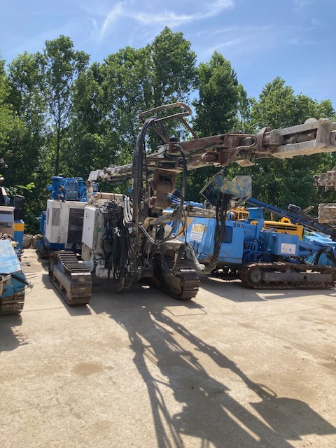 Foreuse Montabert - Drilling rig: picture 1 Foreuse Montabert - Drilling rig: picture 1