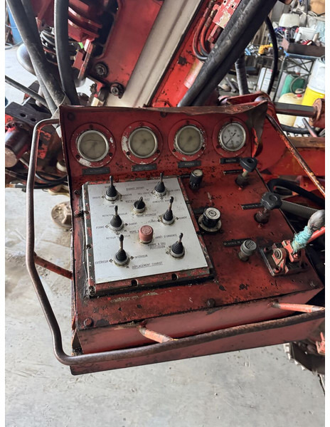 Drilling rig Soilmec SM305: picture 11