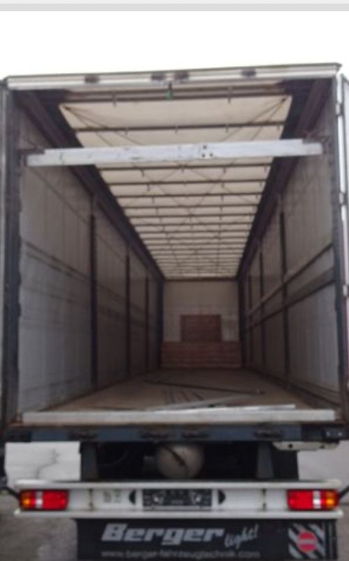 Berger Ultra Light/SAF/Zertifiziert/Edscha/LIFT/TÜV-NEU - Curtainsider semi-trailer: picture 4 Berger Ultra Light/SAF/Zertifiziert/Edscha/LIFT/TÜV-NEU - Curtainsider semi-trailer: picture 4