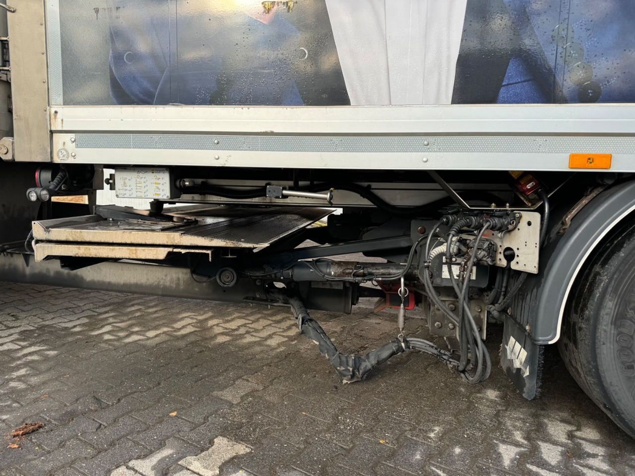 Mercedes-Benz Antos 2540/Durchladbar/2xLBW/Frigoblock - Refrigerator truck: picture 5 Mercedes-Benz Antos 2540/Durchladbar/2xLBW/Frigoblock - Refrigerator truck: picture 5