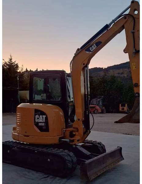 Caterpillar 305E2CR - Mini excavator: picture 2 Caterpillar 305E2CR - Mini excavator: picture 2
