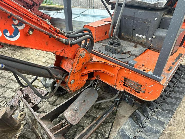 Eurocomach ES180.3 - Mini excavator: picture 5 Eurocomach ES180.3 - Mini excavator: picture 5