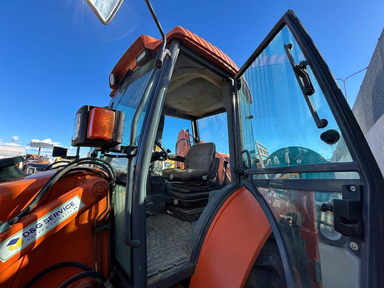 FIAT HITACHI FB100 - Backhoe loader: picture 3 FIAT HITACHI FB100 - Backhoe loader: picture 3