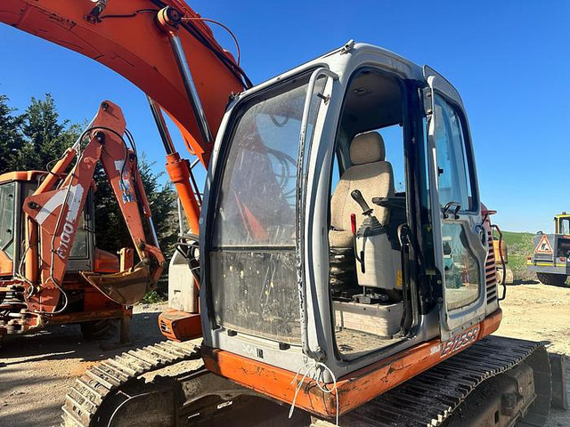 Fiat KOBELCO E115SR - Excavator: picture 5 Fiat KOBELCO E115SR - Excavator: picture 5