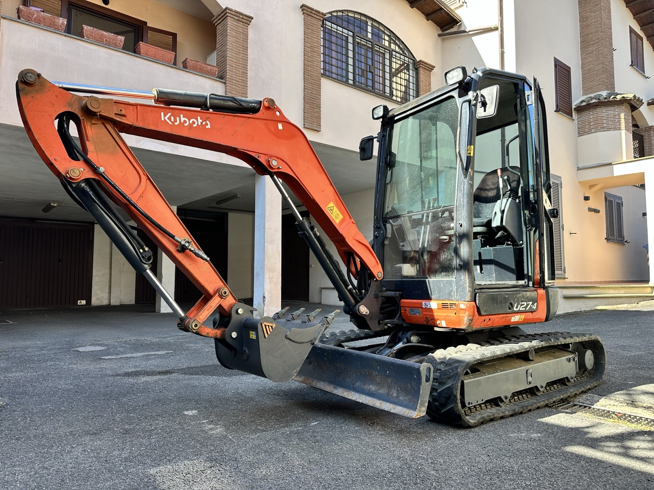 KUBOTA U27-4 - Mini excavator: picture 1 KUBOTA U27-4 - Mini excavator: picture 1
