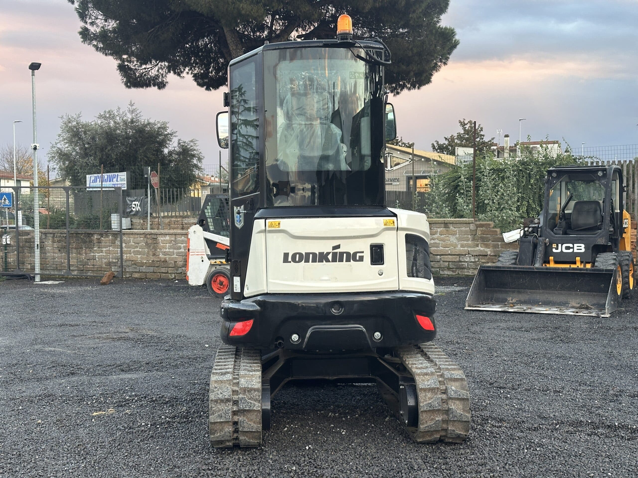 LONKING CDM6025 - Mini excavator: picture 3 LONKING CDM6025 - Mini excavator: picture 3