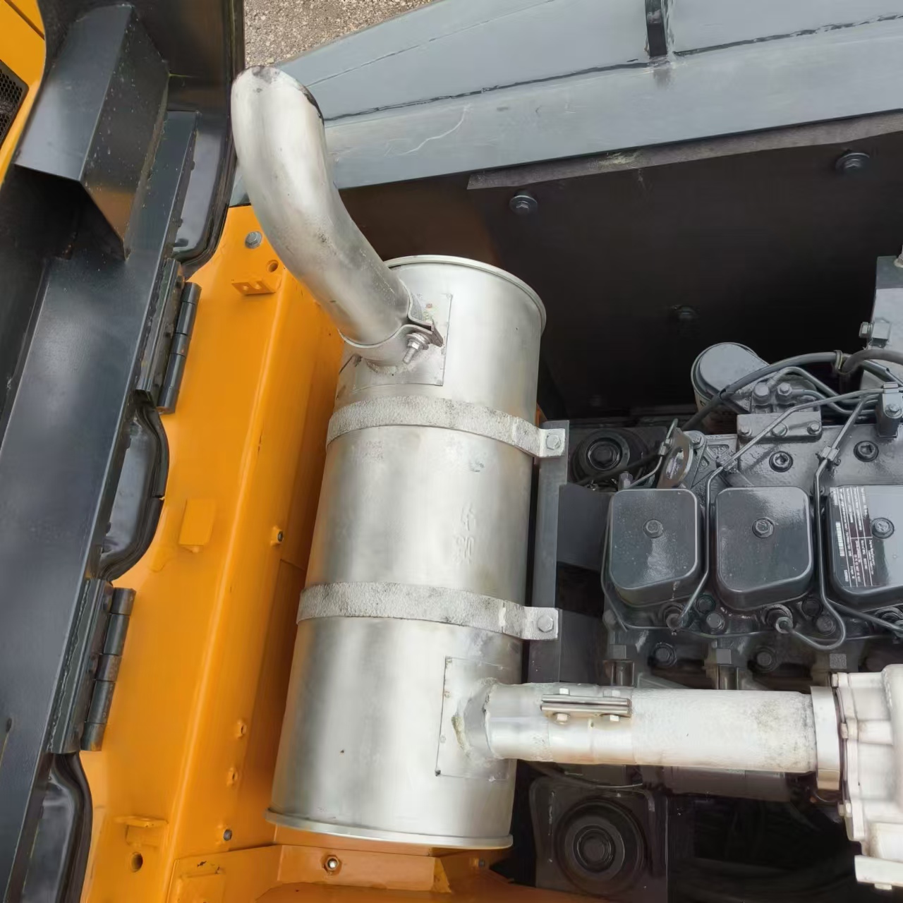 Crawler excavator HYUNDAI R220LC-9S: picture 7