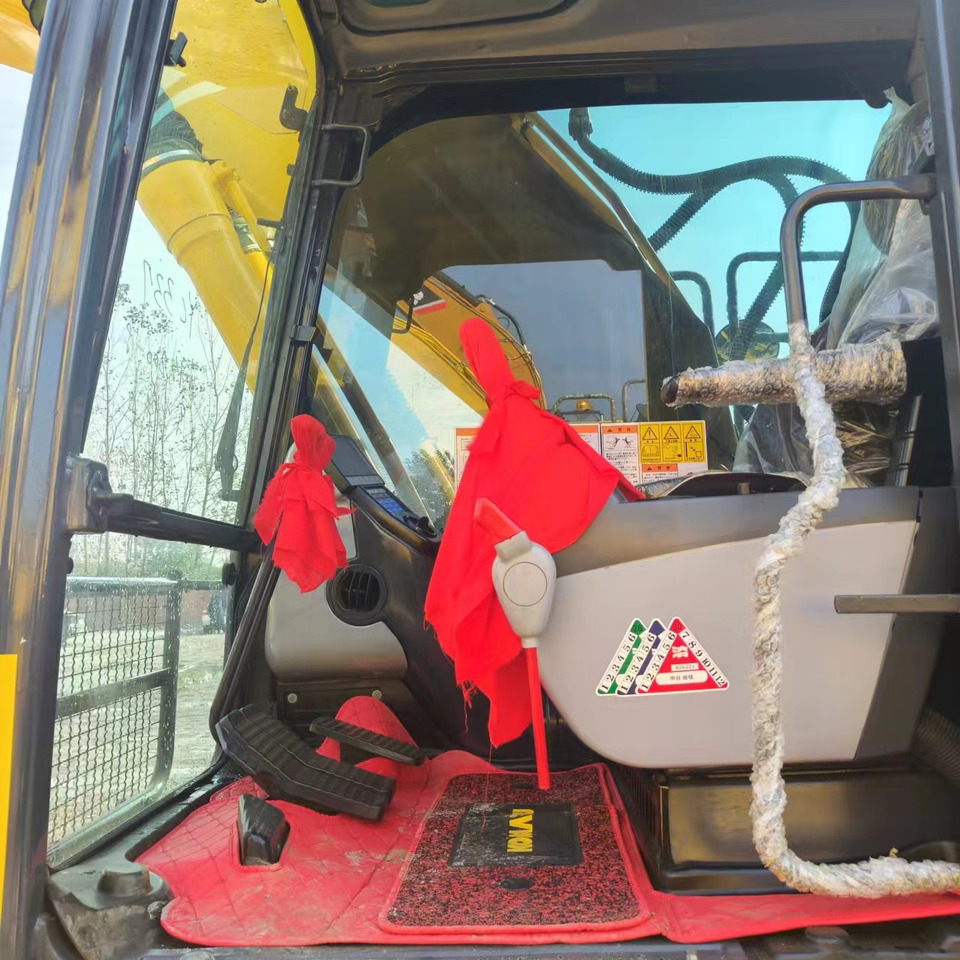 Crawler excavator KOMATSU PC200: picture 7