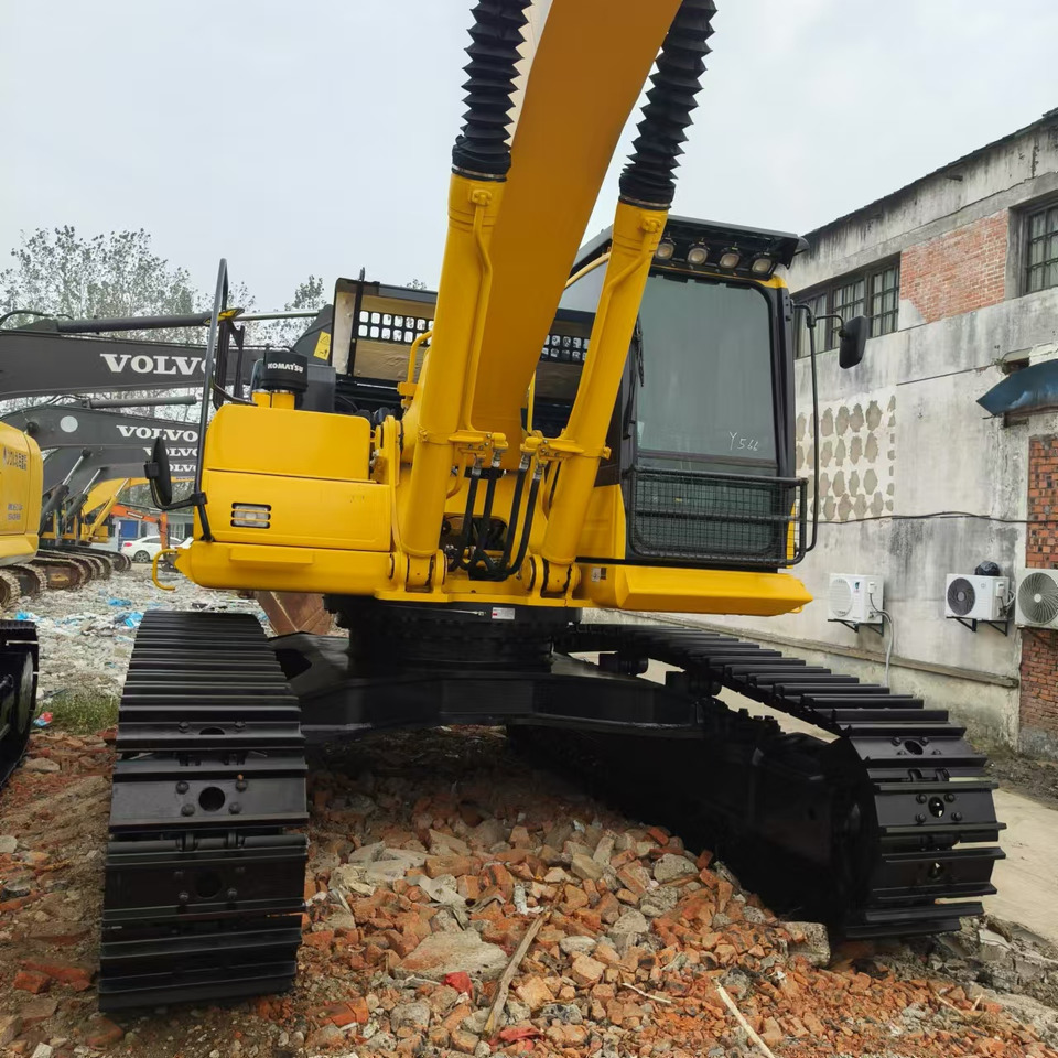 KOMATSU PC450-8 - Crawler excavator: picture 5 KOMATSU PC450-8 - Crawler excavator: picture 5