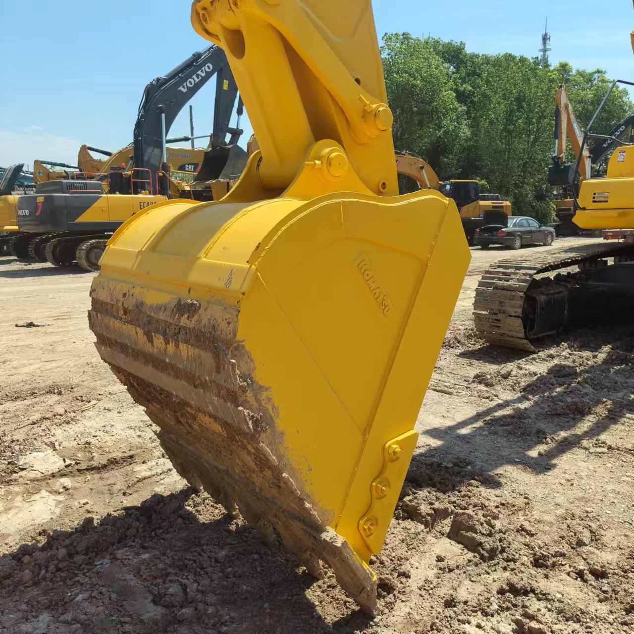 KOMATSU PC450 - Crawler excavator: picture 3 KOMATSU PC450 - Crawler excavator: picture 3