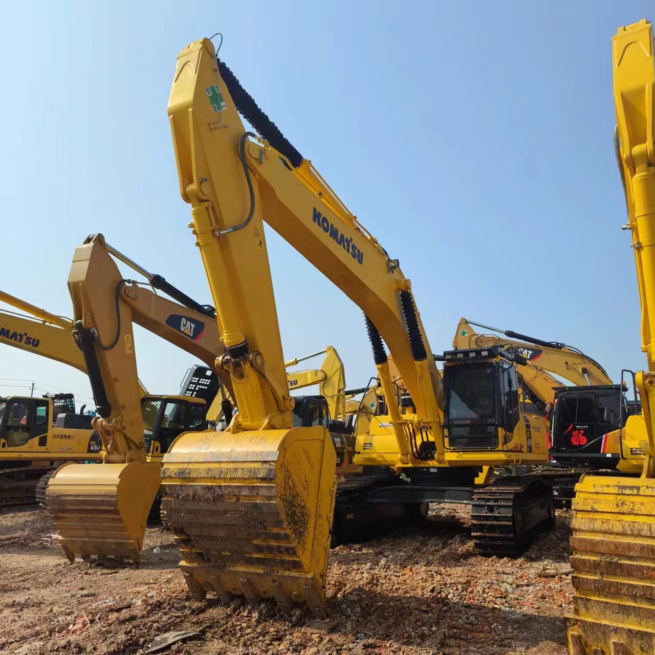 KOMATSU PC450 - Crawler excavator: picture 1 KOMATSU PC450 - Crawler excavator: picture 1