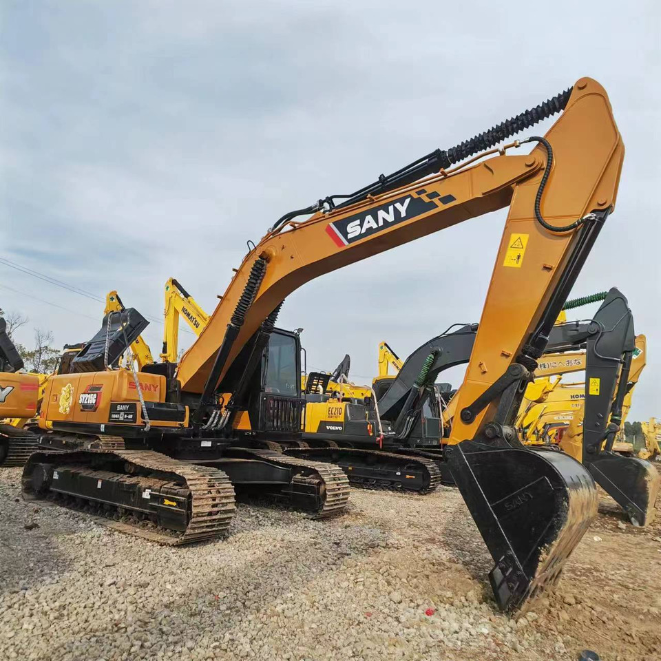 SANY SY215C - Crawler excavator: picture 4 SANY SY215C - Crawler excavator: picture 4