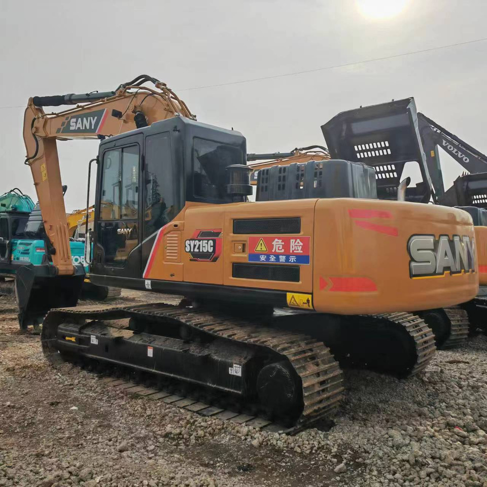 SANY SY215C - Crawler excavator: picture 3 SANY SY215C - Crawler excavator: picture 3