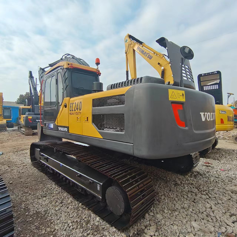 VOLVO EC240 - Crawler excavator: picture 1 VOLVO EC240 - Crawler excavator: picture 1