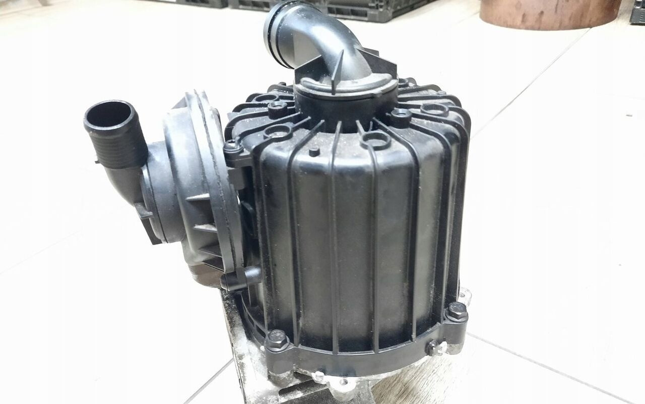 22877307 Volvo FH 4 FM 4 - Oil filter for Truck: picture 2 22877307 Volvo FH 4 FM 4 - Oil filter for Truck: picture 2