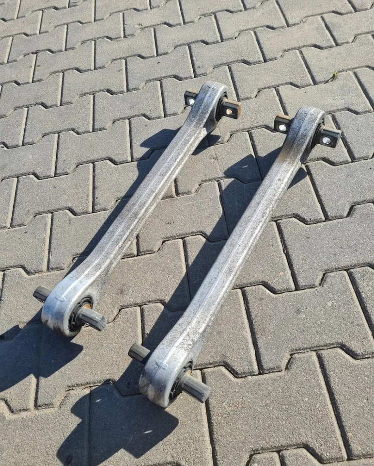 DRĄŻEK REAKCYJNY STABILIZACYJNY VOLVO FH 4 FM 4 FH 5 FM 5 ORYGINAŁ 22455603 - Anti-roll bar: picture 1 DRĄŻEK REAKCYJNY STABILIZACYJNY VOLVO FH 4 FM 4 FH 5 FM 5 ORYGINAŁ 22455603 - Anti-roll bar: picture 1