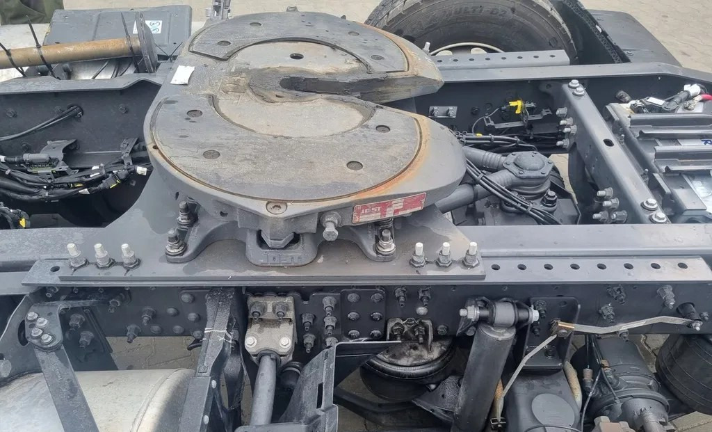 JOST 150 MM VOLVO FH 4 FM 4 FH 5 FM 5 RENAULT GAMA T C K VOLVO FH 4 FM 4 FH 5 FM 5 RENAULT GAMA T C K - Fifth wheel coupling: picture 1 JOST 150 MM VOLVO FH 4 FM 4 FH 5 FM 5 RENAULT GAMA T C K VOLVO FH 4 FM 4 FH 5 FM 5 RENAULT GAMA T C K - Fifth wheel coupling: picture 1