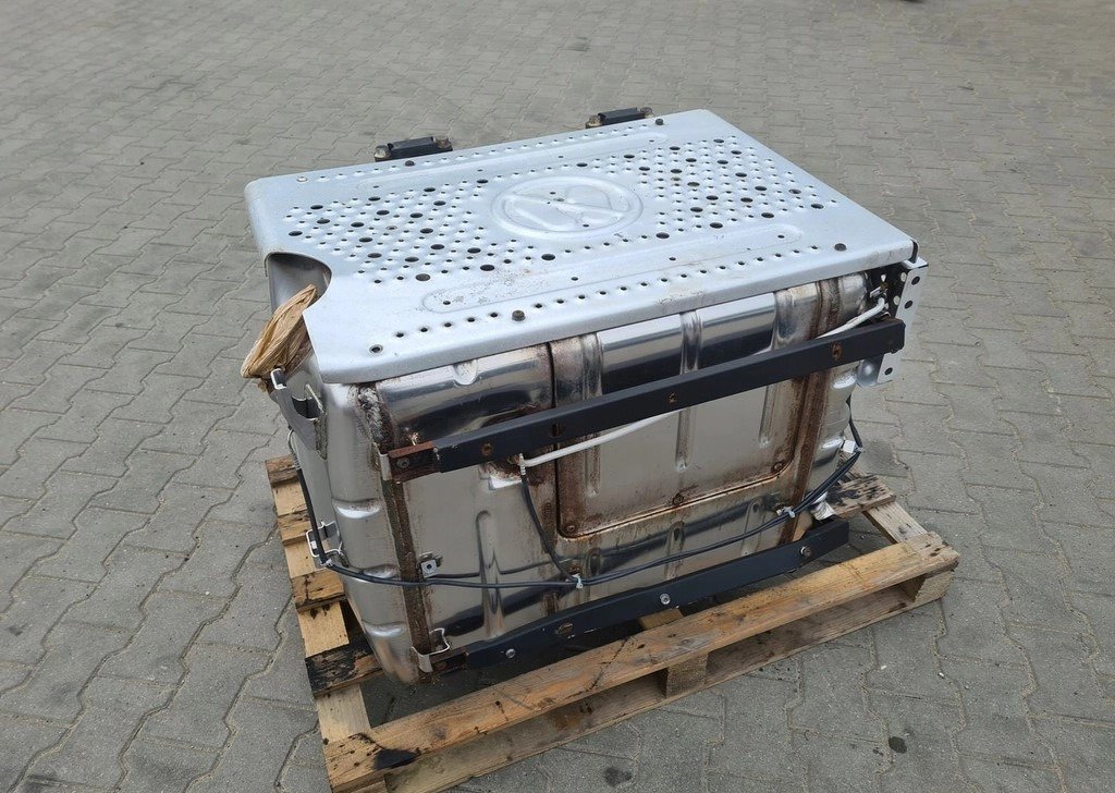 KATALIZATOR TŁUMIK DPF FILTR KOMPLETNY FORD F-MAX CARGO 500 EURO 6 - Muffler: picture 1 KATALIZATOR TŁUMIK DPF FILTR KOMPLETNY FORD F-MAX CARGO 500 EURO 6 - Muffler: picture 1