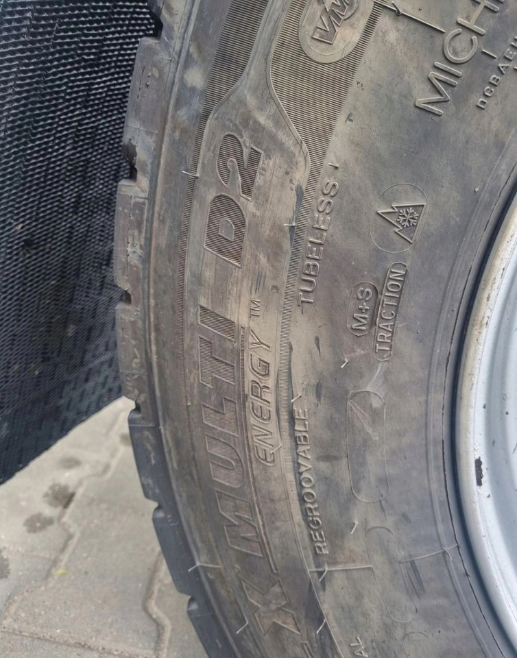 OPONY TYŁ NAPĘDOWE MICHELIN X MULTI ENERGY D2 315/70/22.5 4 szt. - Tire: picture 4 OPONY TYŁ NAPĘDOWE MICHELIN X MULTI ENERGY D2 315/70/22.5 4 szt. - Tire: picture 4