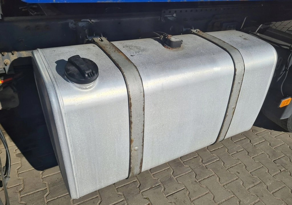 RENAULT DXI GAMA T C K VOLVO FH FM FMX - Fuel tank: picture 1 RENAULT DXI GAMA T C K VOLVO FH FM FMX - Fuel tank: picture 1