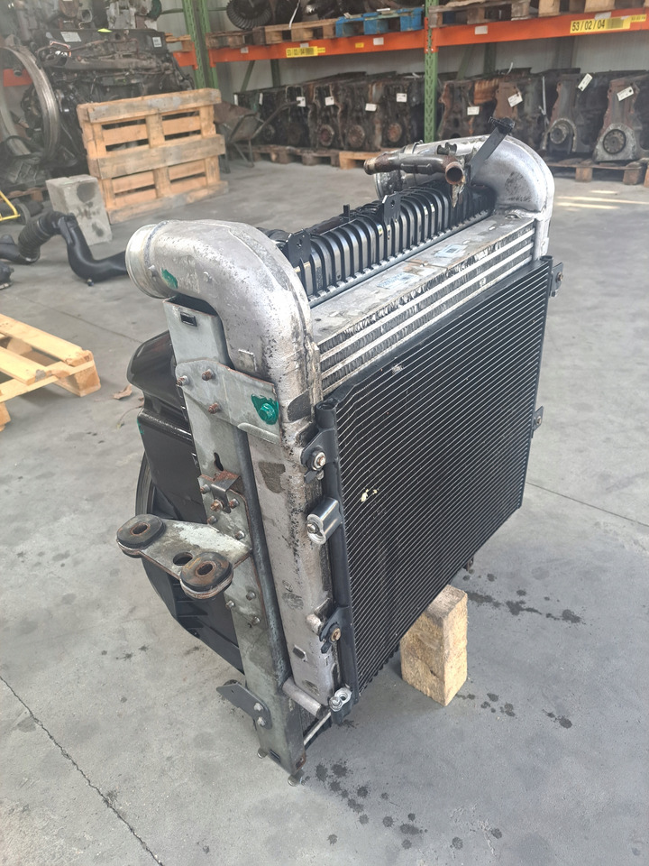 RENAULT KOMPLET CHŁODNIC CHŁODNICA INTERCOOLER RENAULT GAMA D DTI 5 VOLVO FL D5K EURO 6 - Radiator for Truck: picture 2 RENAULT KOMPLET CHŁODNIC CHŁODNICA INTERCOOLER RENAULT GAMA D DTI 5 VOLVO FL D5K EURO 6 - Radiator for Truck: picture 2