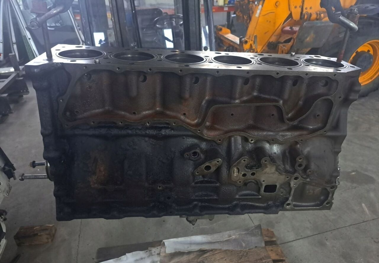 RENAULT PREMIUM DXI 11 410 450 1002035 Renault PREMIUM 410 450 - Cylinder block for Truck: picture 4 RENAULT PREMIUM DXI 11 410 450 1002035 Renault PREMIUM 410 450 - Cylinder block for Truck: picture 4