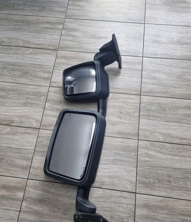 Renault GAMA T C K - Rear view mirror for Truck: picture 3 Renault GAMA T C K - Rear view mirror for Truck: picture 3