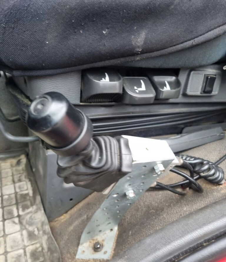 Renault HYDRAULIKA ACGB SKRZYNIA I-SHIFT RENAULT DXI GAMA T K VOLVO FH FM 9 12 13 4 - Hydraulics for Truck: picture 2 Renault HYDRAULIKA ACGB SKRZYNIA I-SHIFT RENAULT DXI GAMA T K VOLVO FH FM 9 12 13 4 - Hydraulics for Truck: picture 2