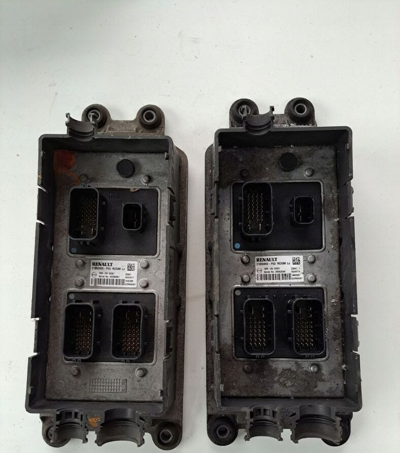 STEROWNIK RCIOM RENAULT T RANGE GAMA T 21855950 P03 / P02 21855950 - ECU for Truck: picture 3 STEROWNIK RCIOM RENAULT T RANGE GAMA T 21855950 P03 / P02 21855950 - ECU for Truck: picture 3