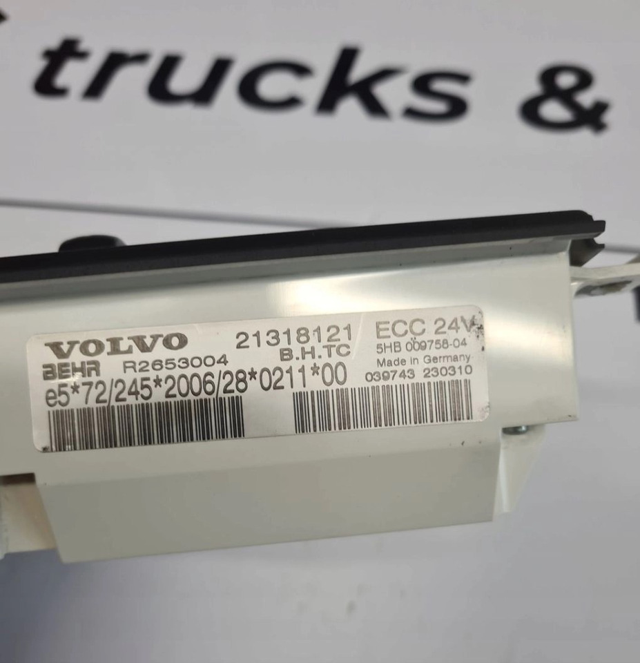 VOLVO 21318121 - Heating/ Ventilation: picture 2 VOLVO 21318121 - Heating/ Ventilation: picture 2