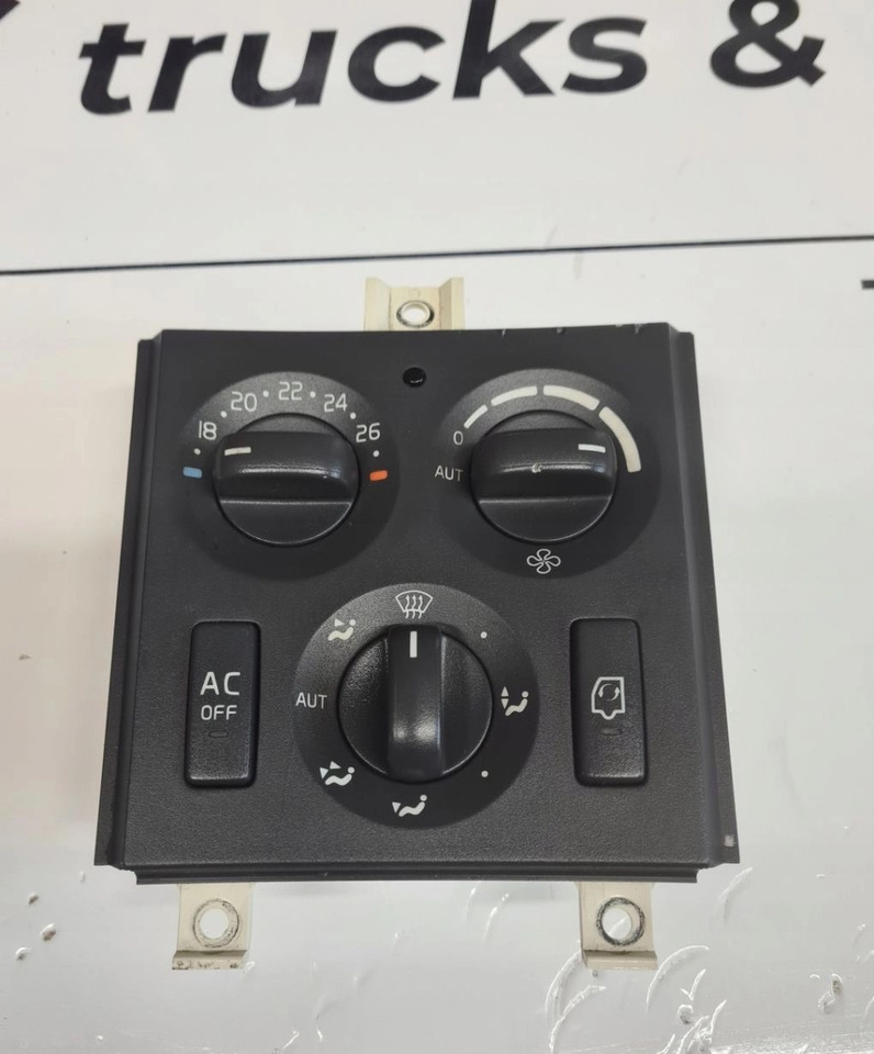 VOLVO 21318121 - Heating/ Ventilation: picture 1 VOLVO 21318121 - Heating/ Ventilation: picture 1