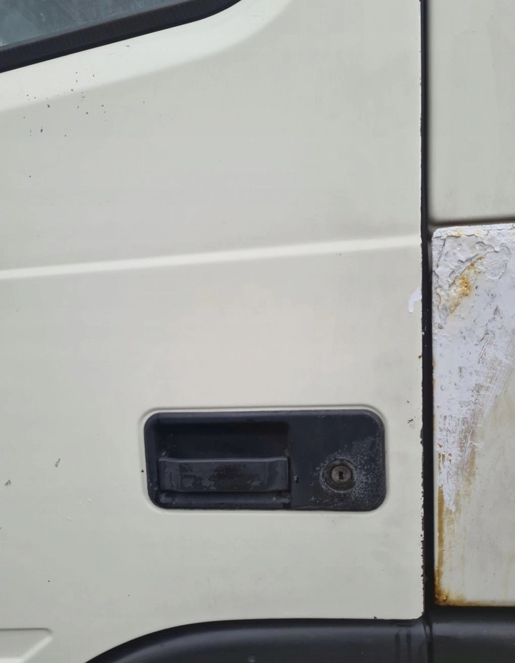 VOLVO DRZWI KOMPLETNE LEWE VOLVO FM 9 12 13 - Door and parts: picture 4 VOLVO DRZWI KOMPLETNE LEWE VOLVO FM 9 12 13 - Door and parts: picture 4