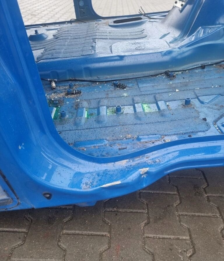 Cab for Truck VOLVO GOŁY SZKIELET POSZYCIE BLACHA Volvo FH 4 GLOBETROTTER: picture 12 Cab for Truck VOLVO GOŁY SZKIELET POSZYCIE BLACHA Volvo FH 4 GLOBETROTTER: picture 12