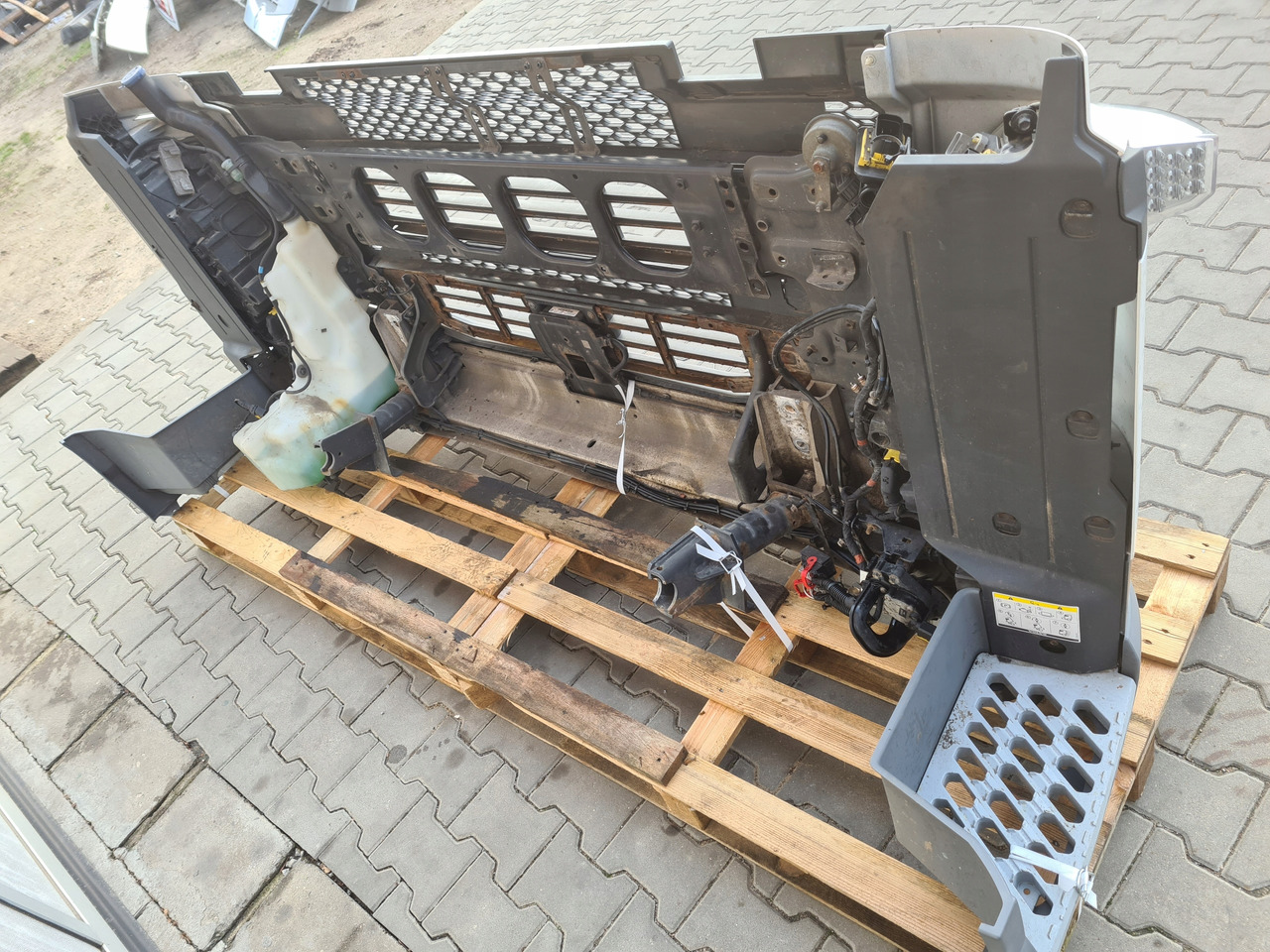 Bumper for Truck VOLVO KOMPLETNY PRZÓD LAMPA ATRAPA GRILL BELKA FH 4 EURO 6: picture 14