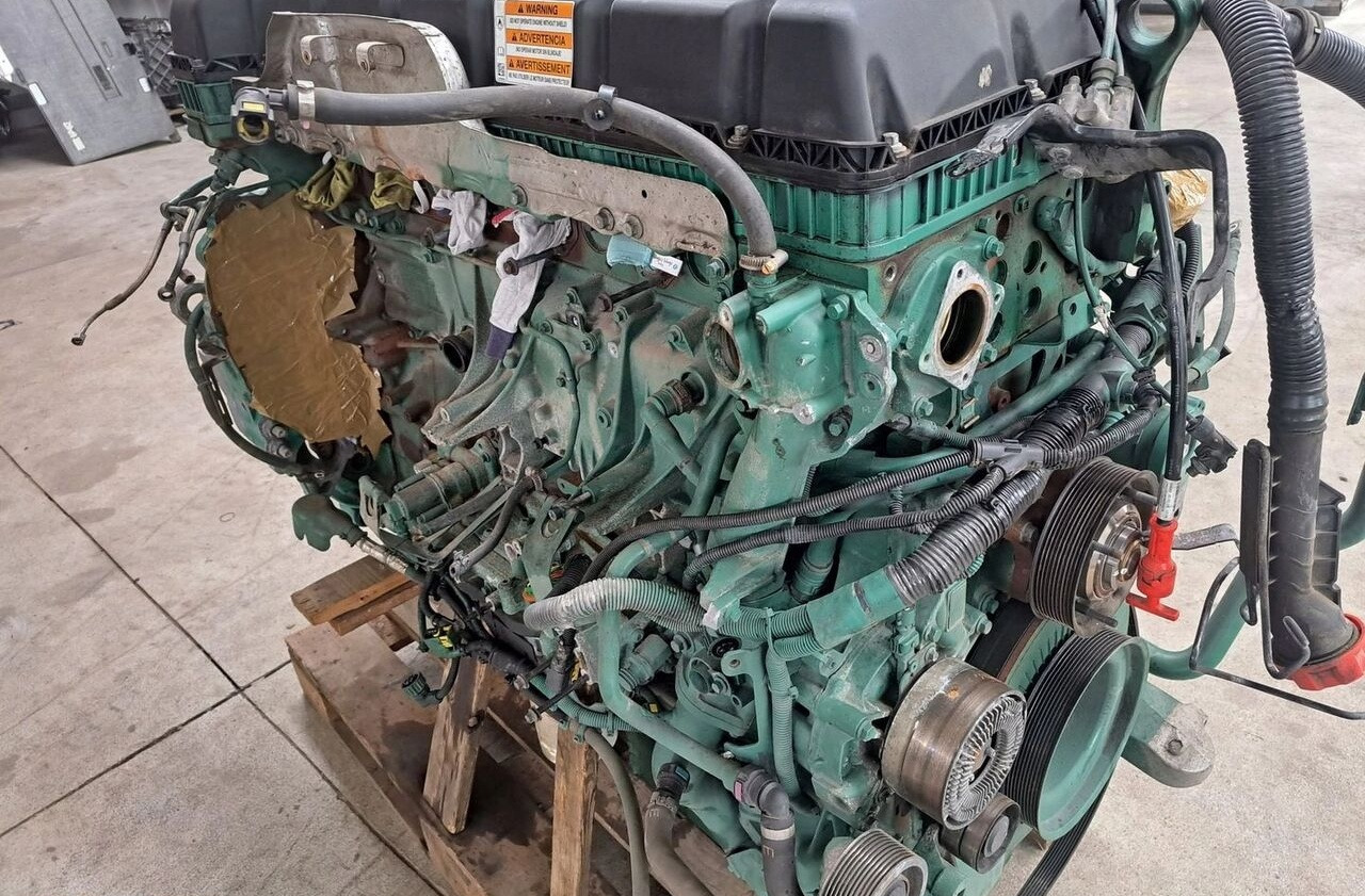 Volvo BLOK A GŁOWICA FH 4 FH5 I-SAVE Volvo VOLVO FH 4 FH5 I-SAVE D13K 460 EUVI T2600 TR25D - Engine for Truck: picture 3 Volvo BLOK A GŁOWICA FH 4 FH5 I-SAVE Volvo VOLVO FH 4 FH5 I-SAVE D13K 460 EUVI T2600 TR25D - Engine for Truck: picture 3