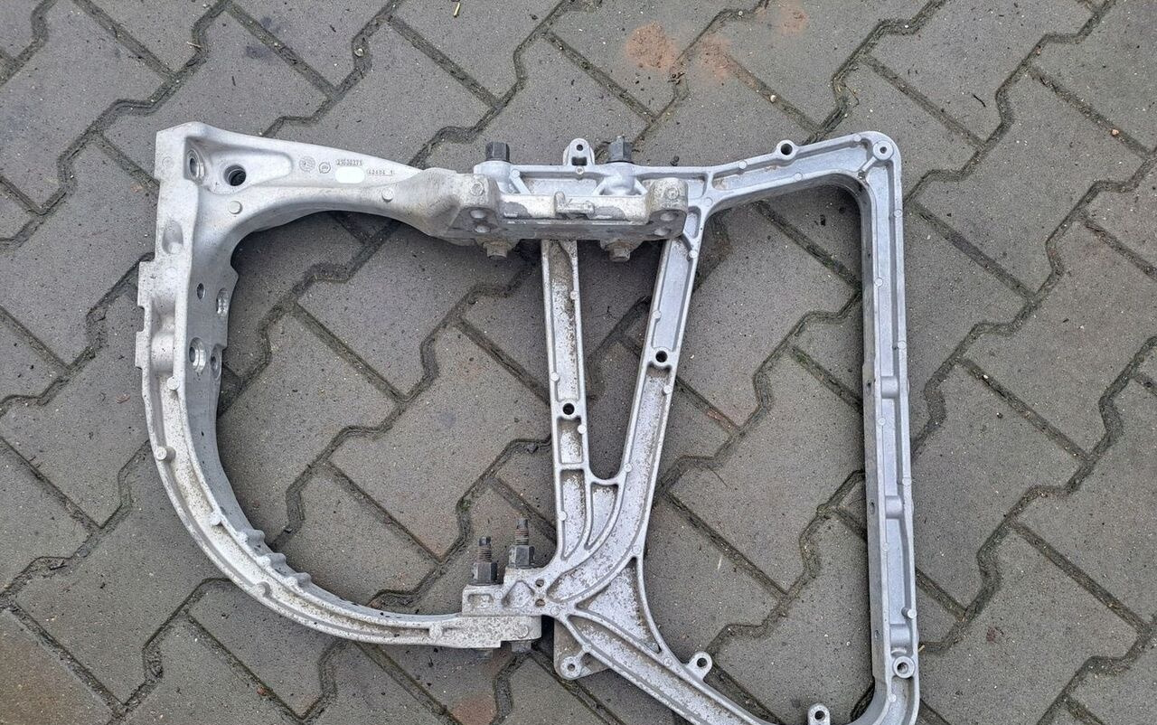 Volvo MOCOWANIE WSPORNIK BŁOTNIKA KATALIZATORA FH 4 FM 4 RENAULT - Exhaust system for Truck: picture 4 Volvo MOCOWANIE WSPORNIK BŁOTNIKA KATALIZATORA FH 4 FM 4 RENAULT - Exhaust system for Truck: picture 4