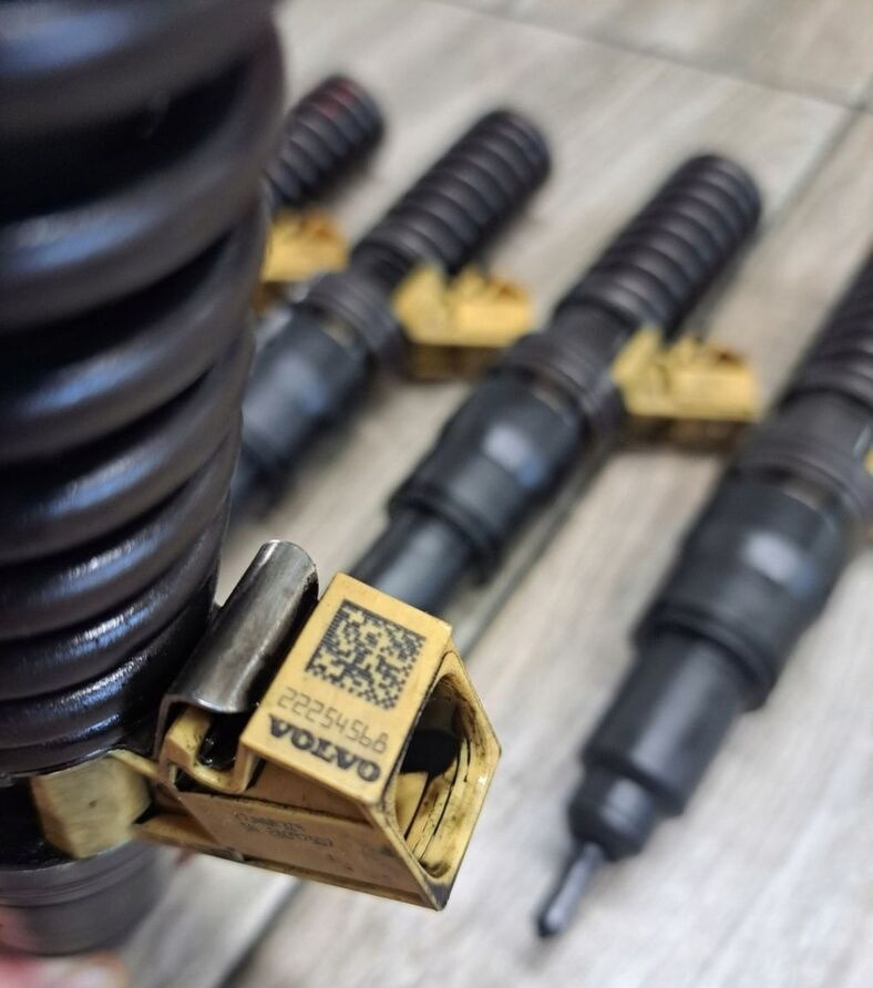 Volvo POMPOWTRYSKIWACZE VOLVO FH 4 FM 4 D13K 460 EURO 6 22254568 - Injector for Truck: picture 2 Volvo POMPOWTRYSKIWACZE VOLVO FH 4 FM 4 D13K 460 EURO 6 22254568 - Injector for Truck: picture 2