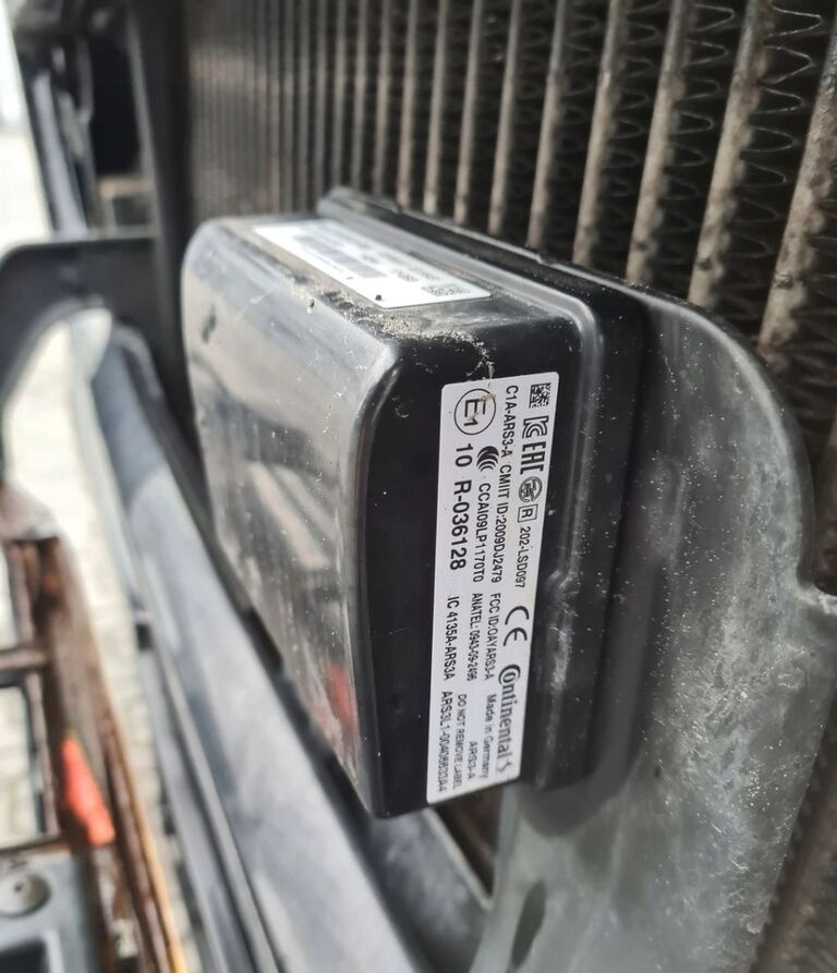 Volvo RADAR DISTRONIK MOCOWANIE RENAULT GAMA RANGE FH FM 4 FH 16 FMX F Volvo RENAULT GAMA RANGE VOLVO FH FM 4 FH 16 FMX FL FE - ECU for Truck: picture 3 Volvo RADAR DISTRONIK MOCOWANIE RENAULT GAMA RANGE FH FM 4 FH 16 FMX F Volvo RENAULT GAMA RANGE VOLVO FH FM 4 FH 16 FMX FL FE - ECU for Truck: picture 3