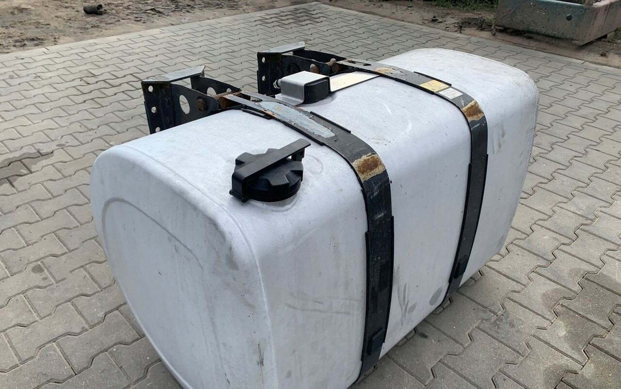 Volvo ZBIORNIK PALIWA VOLVO FH4 FM4 FMX 110/70/70 21516448 - Fuel tank for Truck: picture 1 Volvo ZBIORNIK PALIWA VOLVO FH4 FM4 FMX 110/70/70 21516448 - Fuel tank for Truck: picture 1