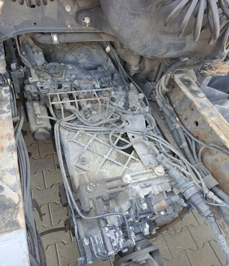 ZF MANUALNA MANUAL NEW ECOSPLIT 16 ZF Manual ZF New Escosplit 16 2220 TD - Gearbox for Truck: picture 1 ZF MANUALNA MANUAL NEW ECOSPLIT 16 ZF Manual ZF New Escosplit 16 2220 TD - Gearbox for Truck: picture 1
