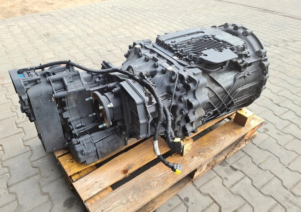 ZF TRAXON 12TX2621 Z RETARDEREM TD JC46 7K481BAB 2022 ROK - Gearbox: picture 5 ZF TRAXON 12TX2621 Z RETARDEREM TD JC46 7K481BAB 2022 ROK - Gearbox: picture 5