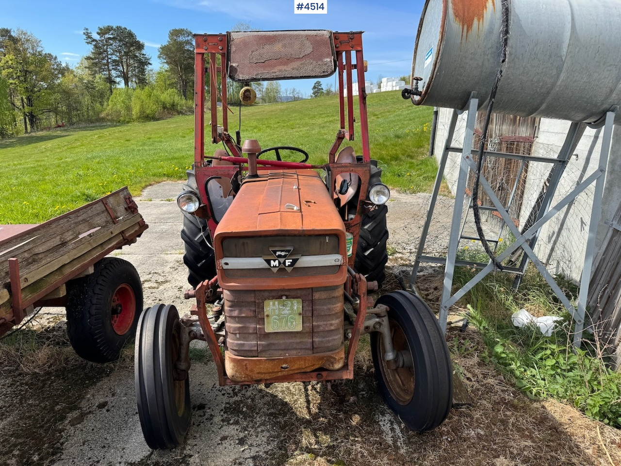 1968 Massey Ferguson 133 - Farm tractor: picture 2 1968 Massey Ferguson 133 - Farm tractor: picture 2