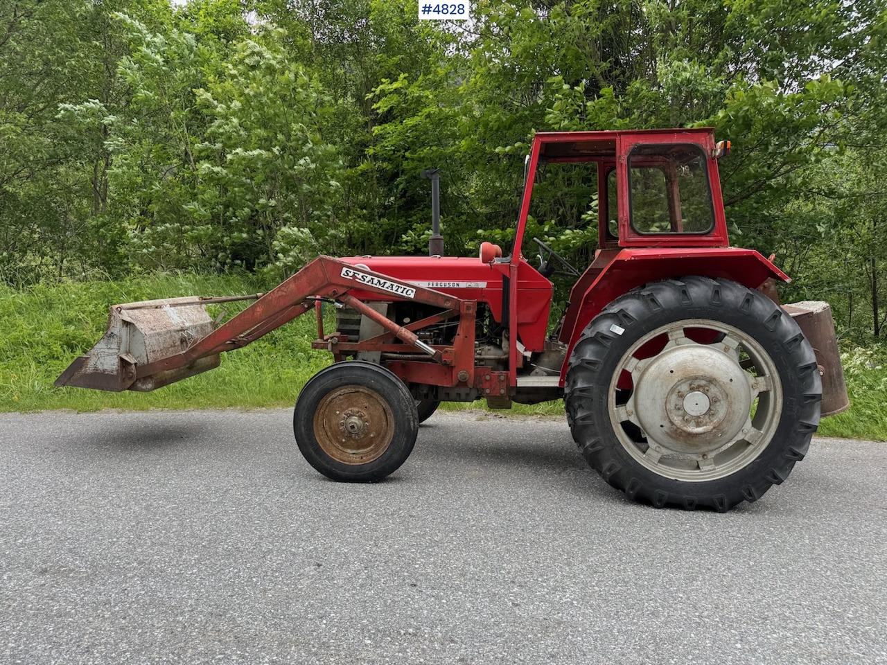 1970 Massey Ferguson 165 w/ front loader - Farm tractor: picture 1 1970 Massey Ferguson 165 w/ front loader - Farm tractor: picture 1